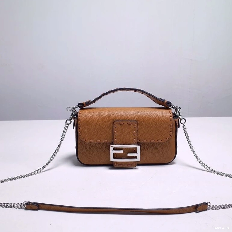 Bags 59476 Bold Fendi Baguette 0627